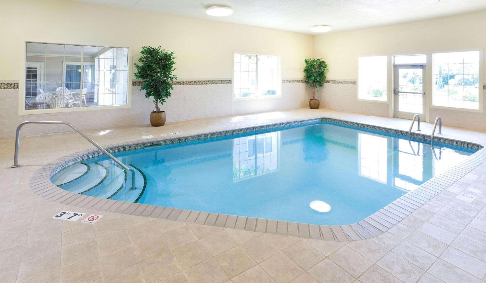Country Inn & Suites By Radisson, Chanhassen, Mn Kültér fotó
